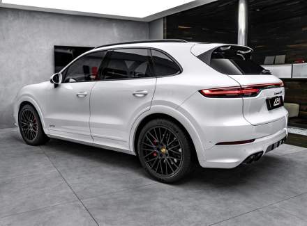 Porsche - Cayenne