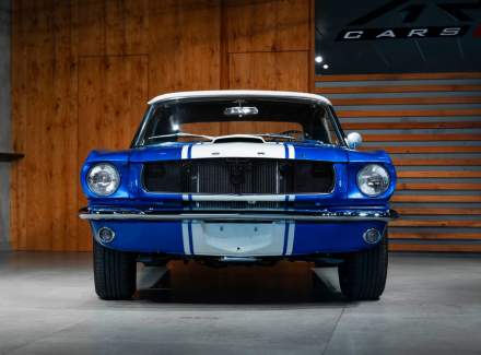 Ford - Mustang