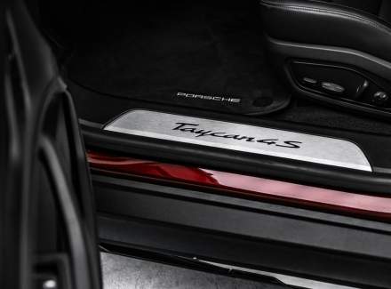 Porsche - Taycan