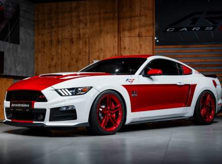 Ford - Mustang
