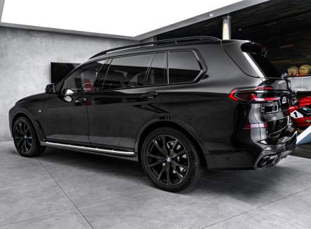 BMW - X7