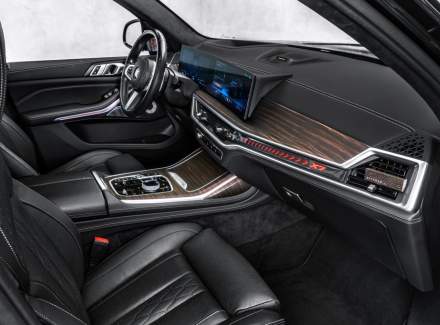BMW - X7