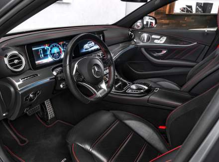 Mercedes-Benz - E-class