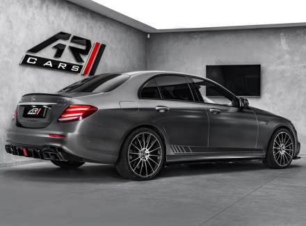 Mercedes-Benz - E-class