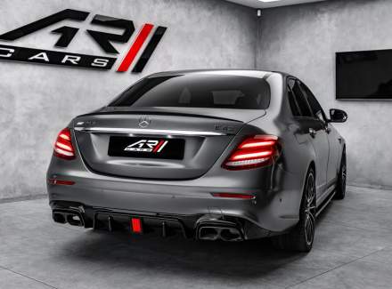 Mercedes-Benz - E-class