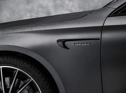 Mercedes-Benz - E-class