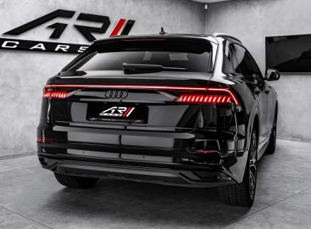 Audi - Q8