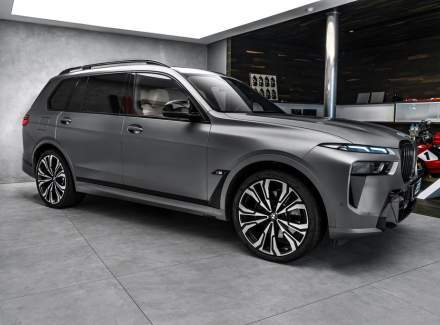 BMW - X7