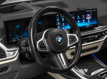 BMW - X7