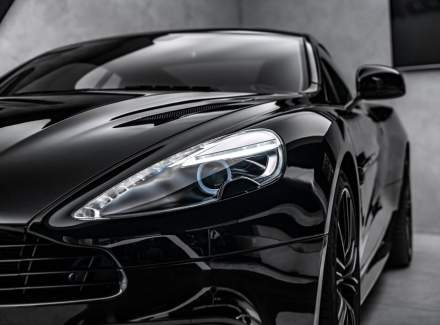 Aston Martin - Vanquish