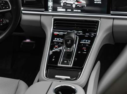 Porsche - Panamera