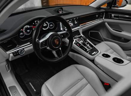 Porsche - Panamera