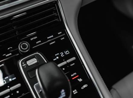 Porsche - Panamera