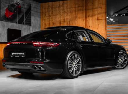 Porsche - Panamera