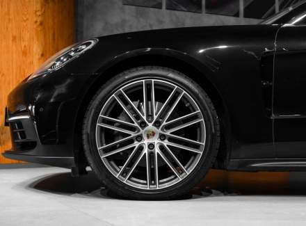 Porsche - Panamera