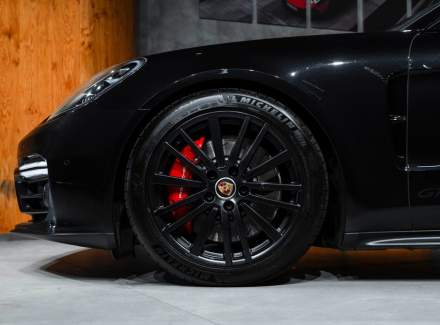 Porsche - Panamera