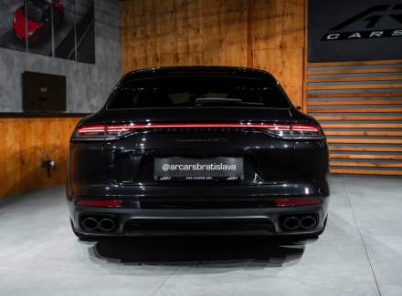 Porsche - Panamera
