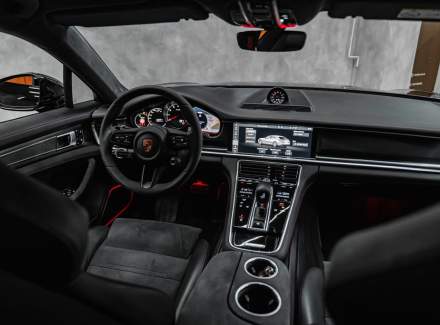 Porsche - Panamera