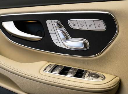 Mercedes-Benz - V-class