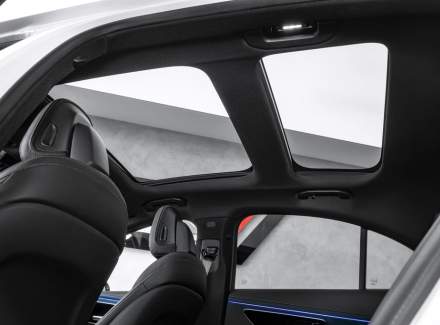 Mercedes-Benz - E-class