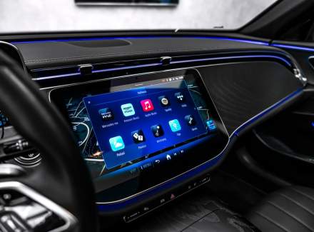 Mercedes-Benz - E-class