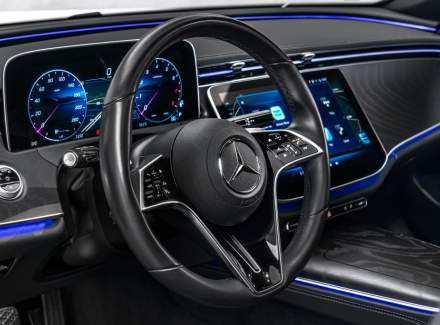 Mercedes-Benz - E-class