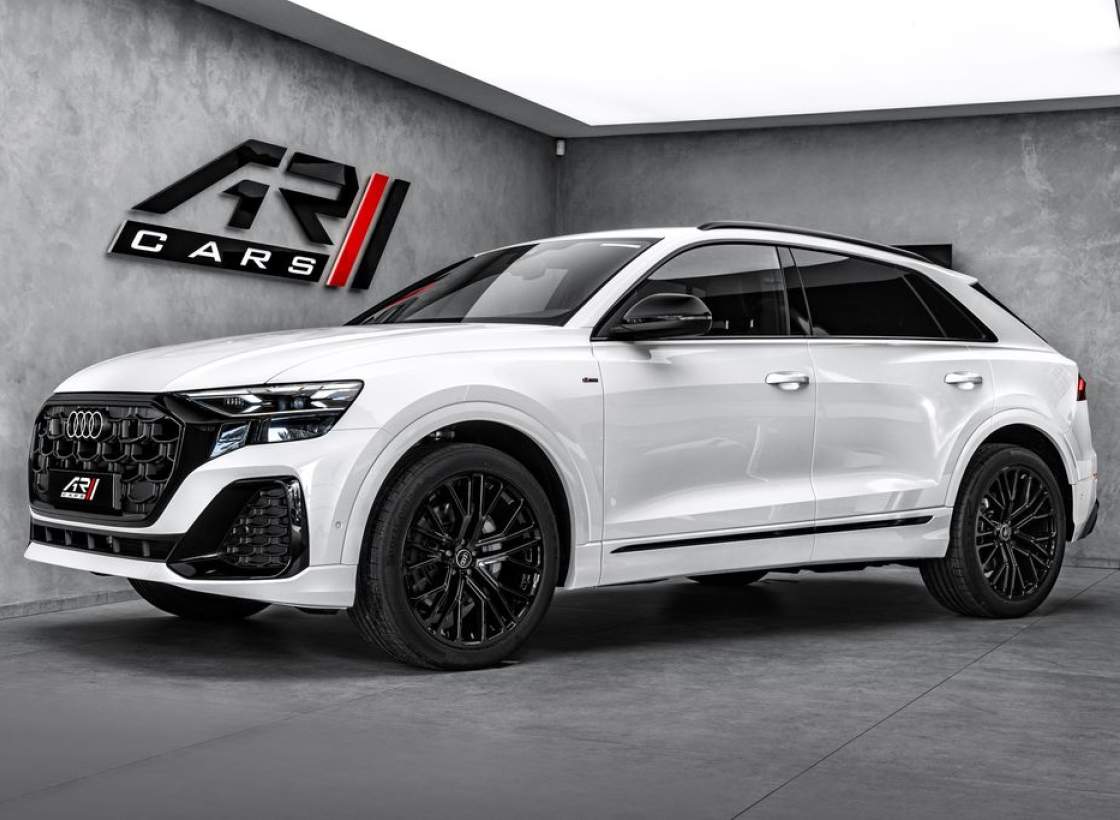 Audi - Q8