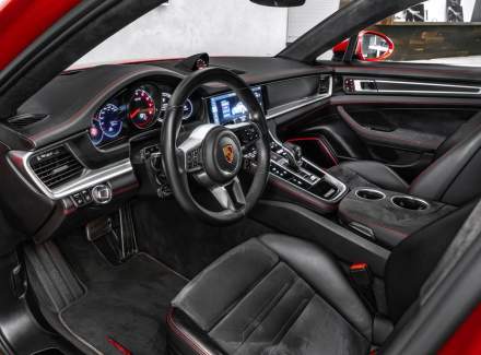 Porsche - Panamera