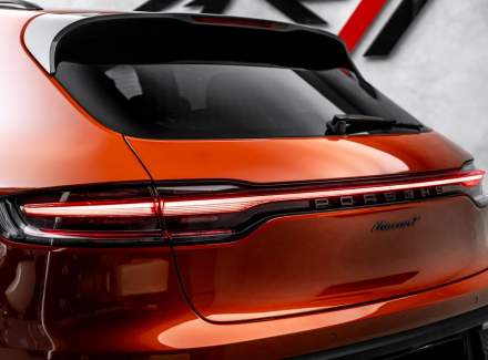 Porsche - Macan