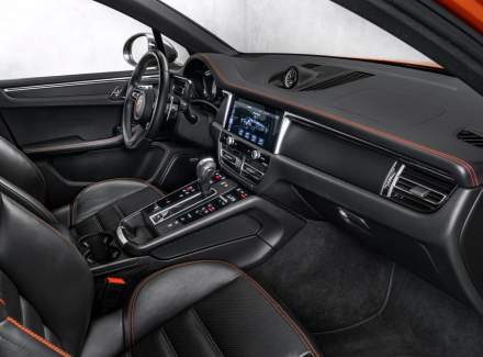 Porsche - Macan