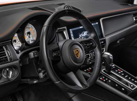Porsche - Macan