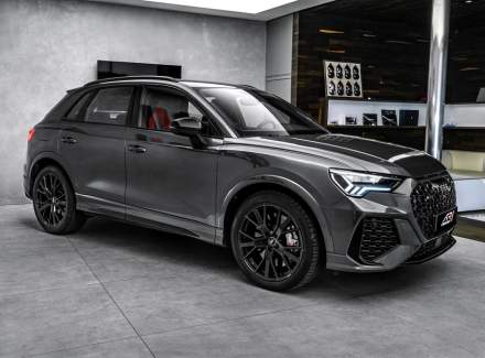 Audi - RS Q3