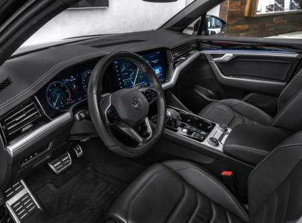 Volkswagen - Touareg