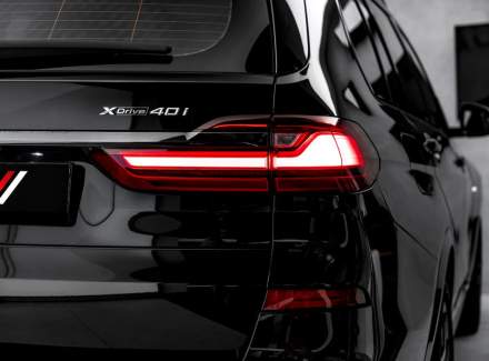 BMW - X7