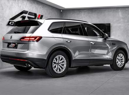 Volkswagen - Touareg