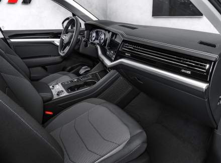 Volkswagen - Touareg