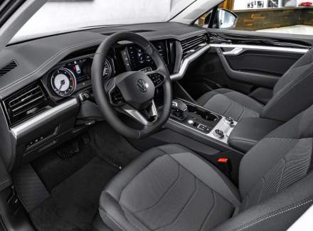 Volkswagen - Touareg