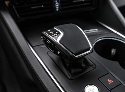 Volkswagen - Touareg