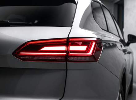 Volkswagen - Touareg