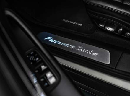 Porsche - Panamera