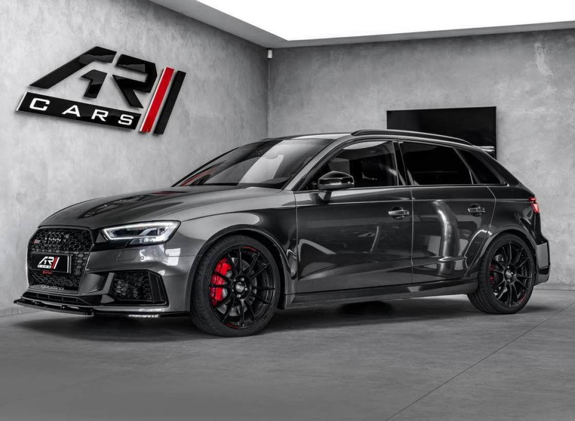 Audi - RS 3