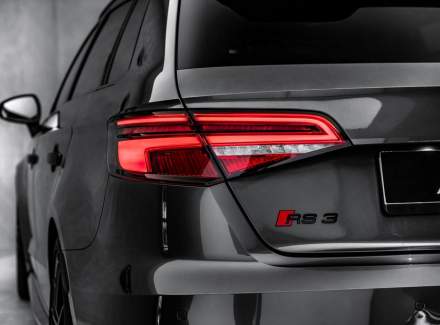 Audi - RS 3