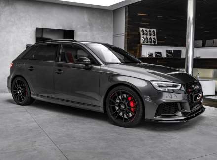 Audi - RS 3