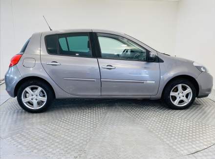 Renault - Clio
