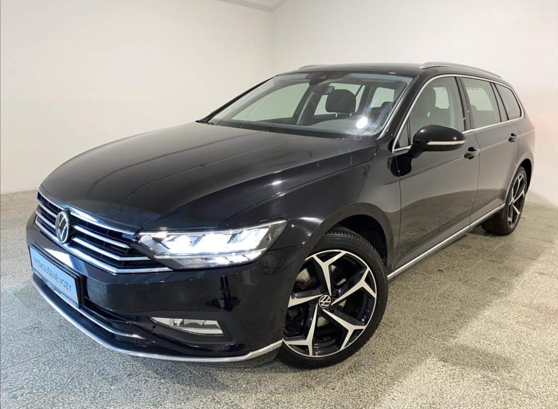 Volkswagen - Passat