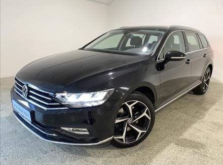 Volkswagen - Passat