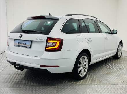 Škoda - Octavia