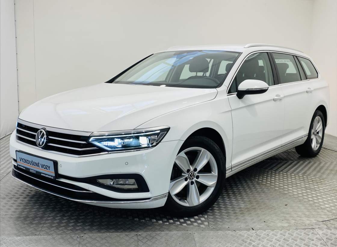 Volkswagen - Passat