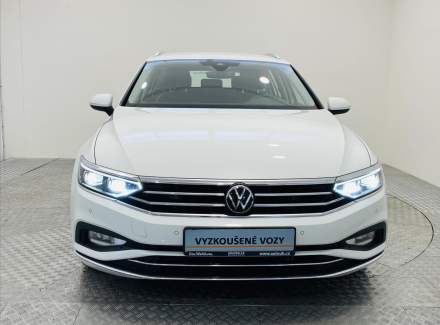 Volkswagen - Passat