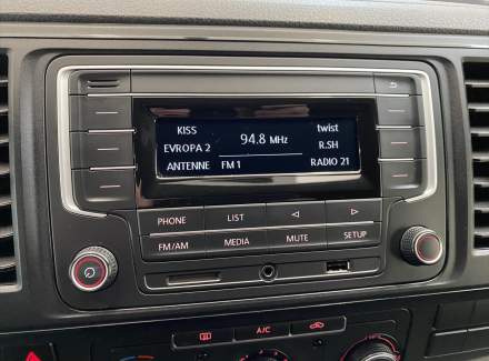 Volkswagen - Caravelle